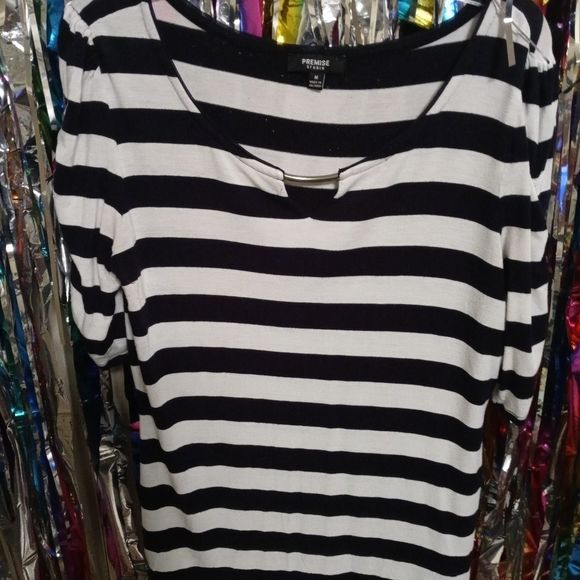 🎉Premiere Studio Striped Top - Picture 2 of 5